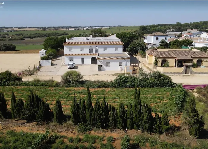 Rural Al'mare בית הארחה 3*